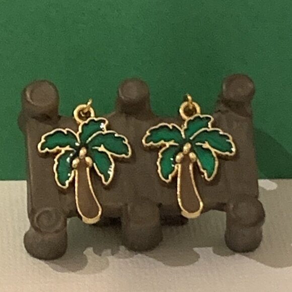 Palm Tree Earring, Tree Earring, Coconut Tree, Beach Earring, Gift Idea, Nature - Picture 1 of 8
